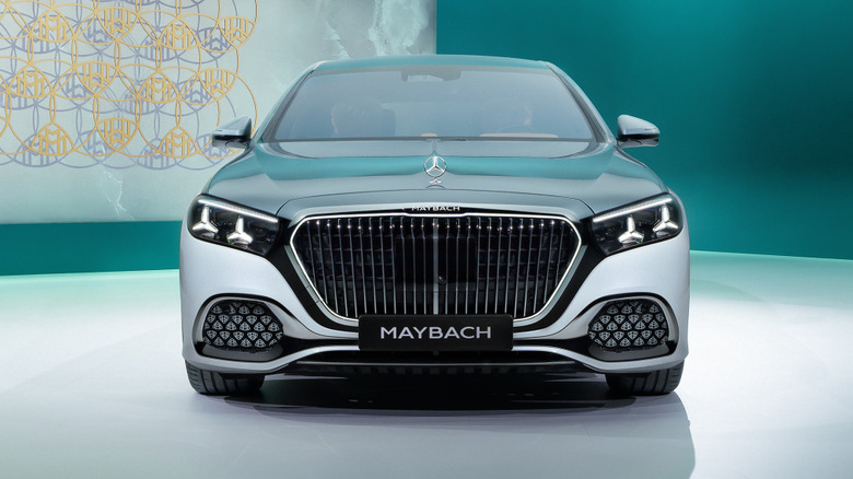 Vorderansicht der Mercedes-Maybach S-Klasse 2027