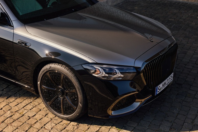 Motorhaube der Mercedes-Maybach S-Klasse 2027