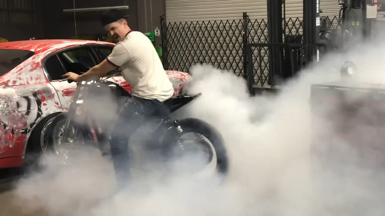 Hoonigan-Motorrad-Burnout