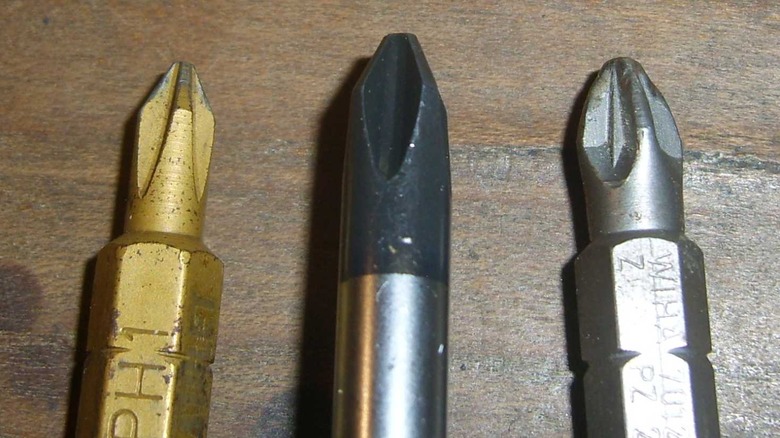 JIS- und Phillips-Schraubendreher