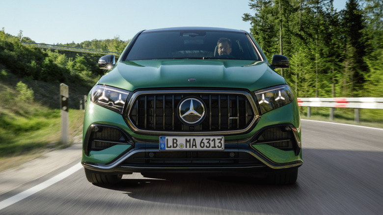 Frontpartie eines grünen Mercedes-AMG GLE63 S Coupé Baujahr 2027
