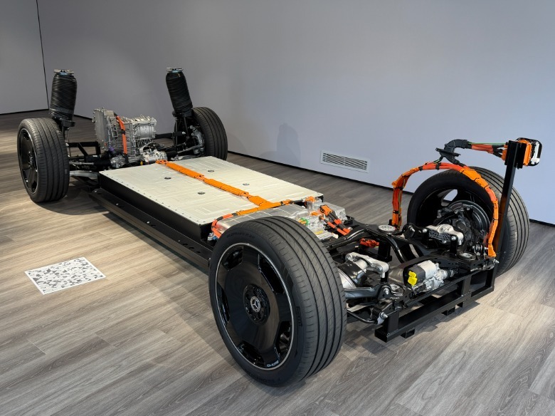 Plattform eines Mercedes-Benz VLE