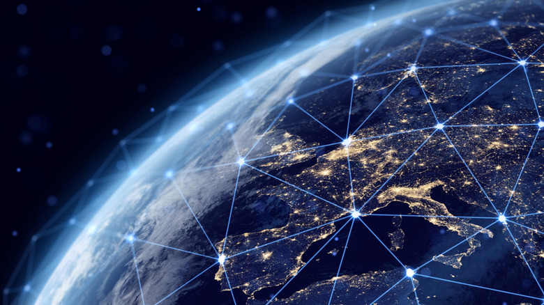 Ein konzeptionelles Bild vernetzter Satelliten über Europa