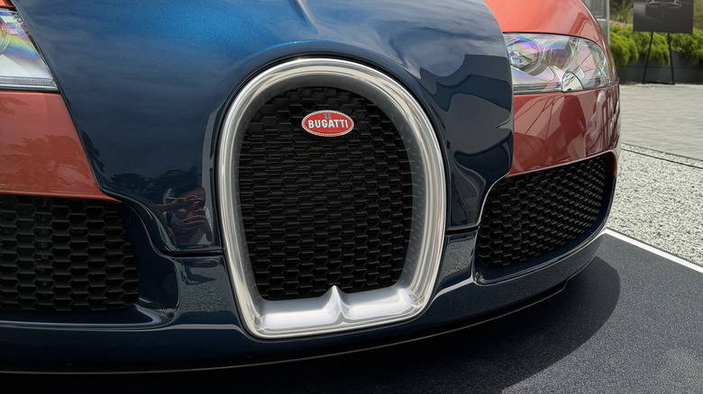 Frontend-Detail eines Bugatti Veyron