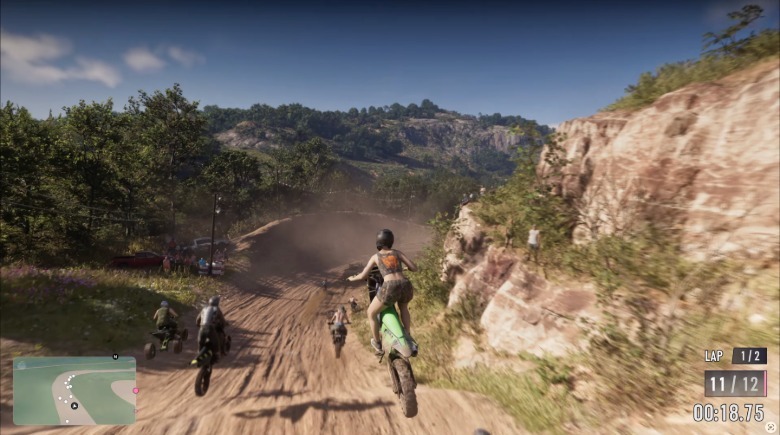 Screenshot aus der GTA VI-Vorschau, der Motocross-Rennen zeigt