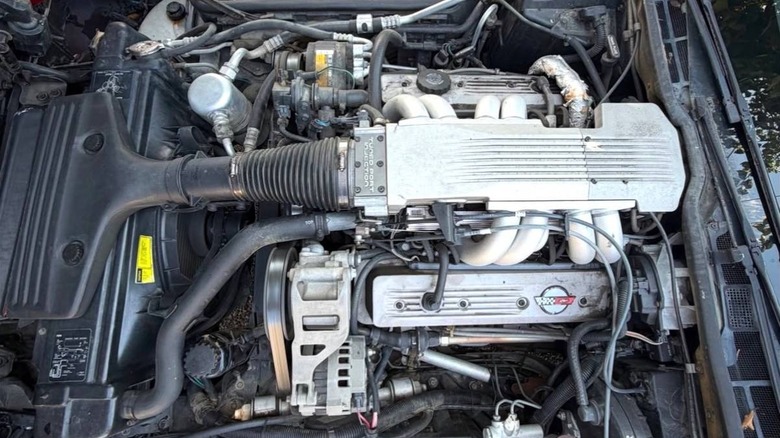 Motorbild des Chevy Corvette Cabriolet L98 von 1986