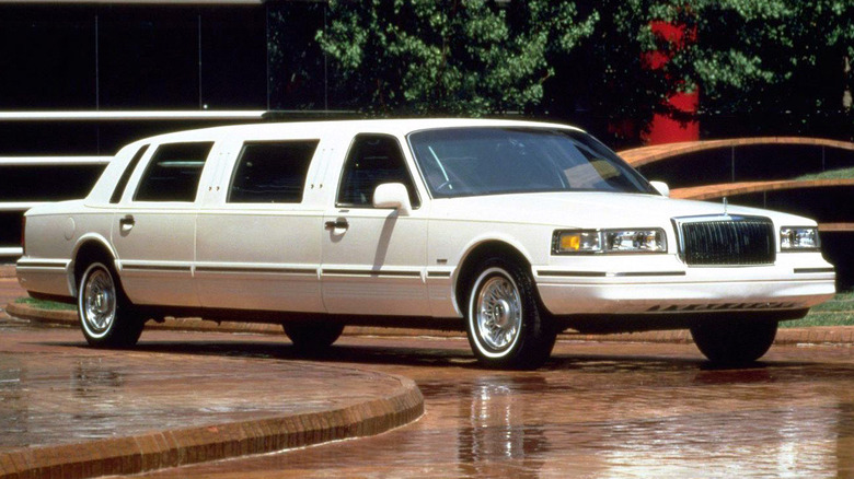 Lincoln Town Car Limousine