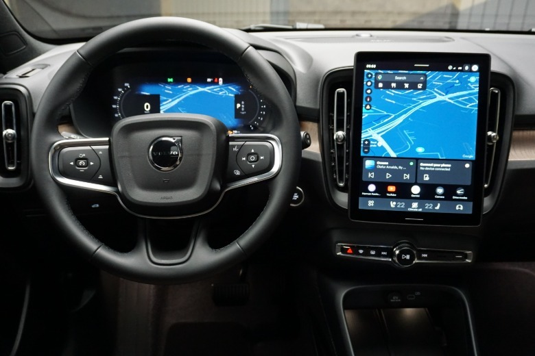 Armaturenbrett des Volvo XC40 2028