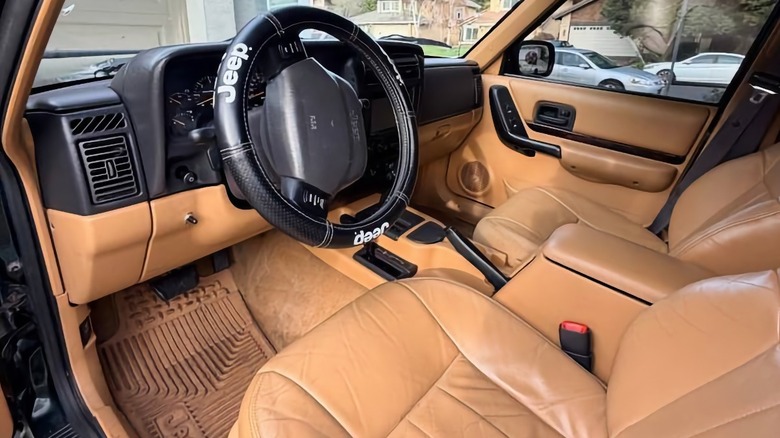 1997 Jeep Cherokee Up-Country Bild von Armaturenbrett und Lenkrad