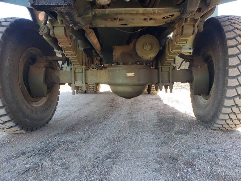 1970 American General M816 Wrecker Vorderachsbild