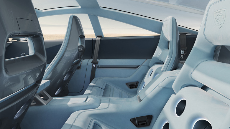Rücksitz des Peugeot RCZ Vision