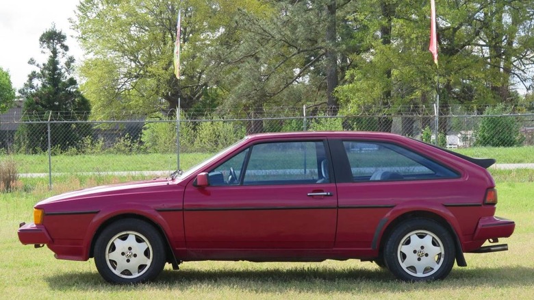 1985 Volkswagen Scirocco 16V, vollständiges Bild auf der Fahrerseite