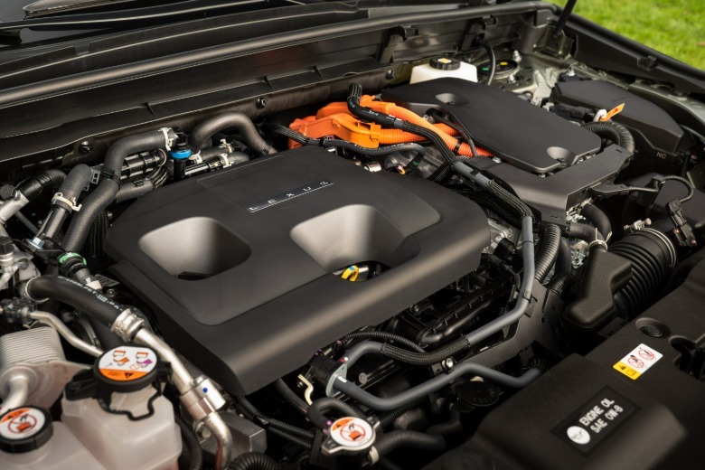 Motorraum eines 2027 Lexus NX 450h+