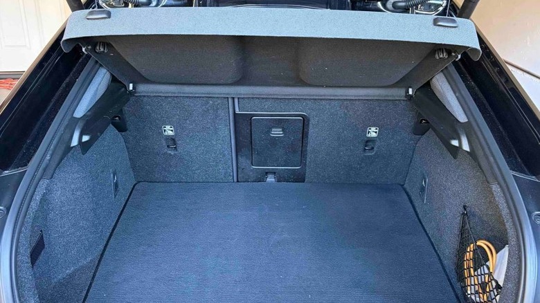 Bild der Ladefläche des Polestar 2 Long Range 2024